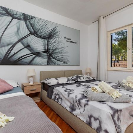 Apartments By The Sea Balica Rat, Omis - 1065 외부 사진
